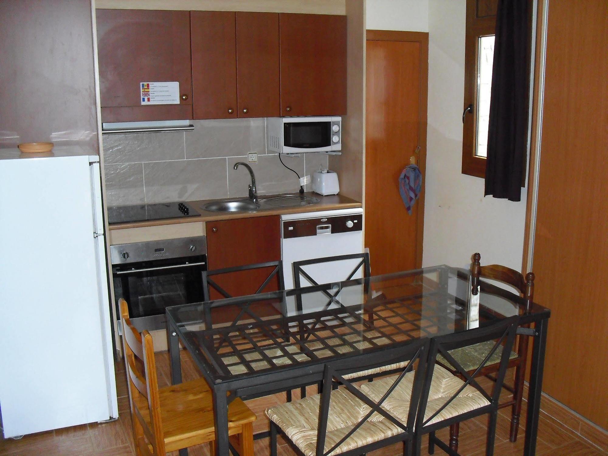 Apartamentos Anem 3000 Arans Kültér fotó